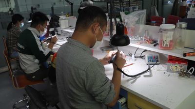 Standard Dental Lab Co., Limited dây chuyền sản xuất của nhà sản xuất